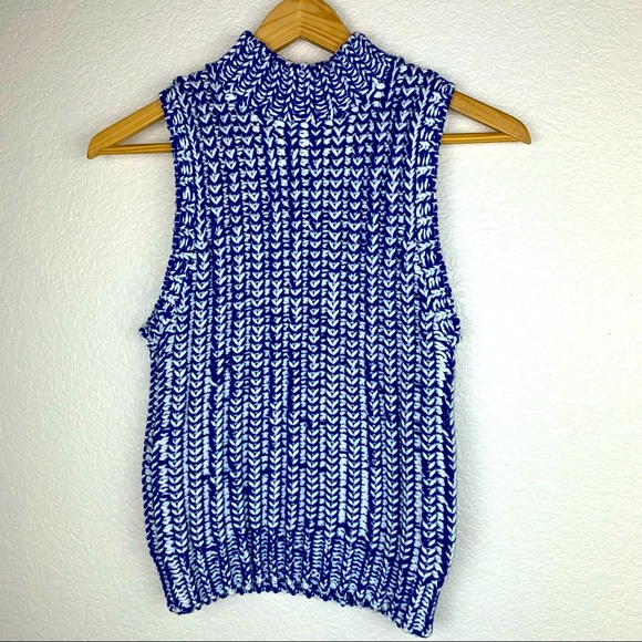 Alice + Olivia Sleeveless Cable Knit Sweater Top - Picture 4 of 11